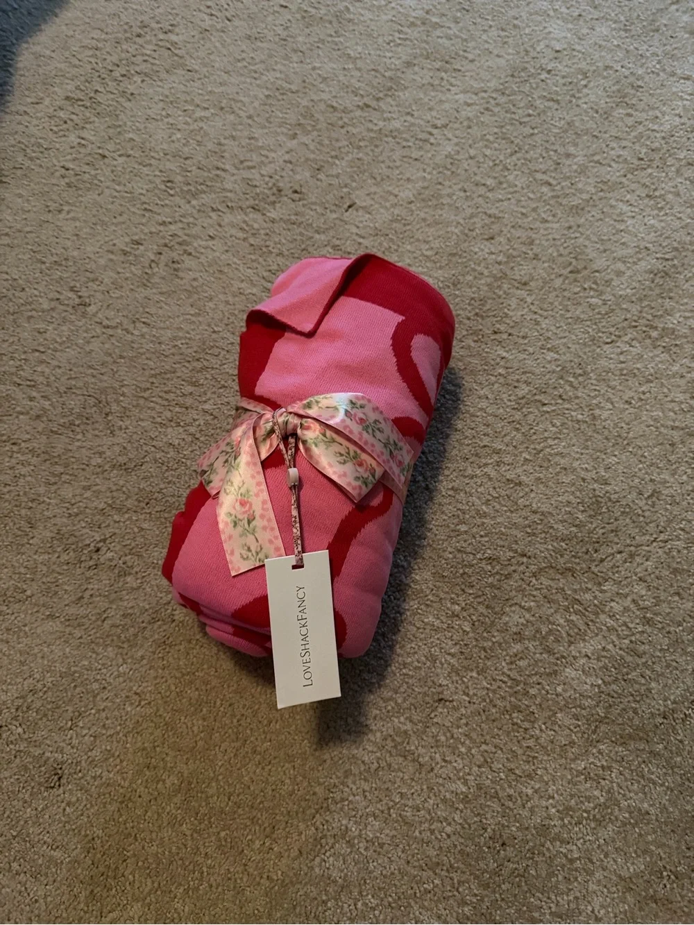 LoveShackFancy Pink and Red Ribbon Bow Knit Blanket - Picture 4 of 4